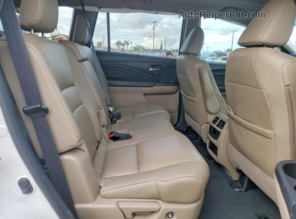 5FNYF6H58LB067858 2020 HONDA PILOT Белый Вид задней части салона