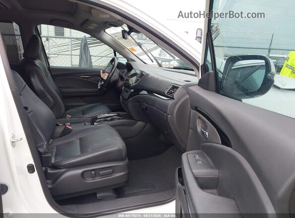 5FNYF6H61MB067923 2021 HONDA PILOT White Вид салону спереду