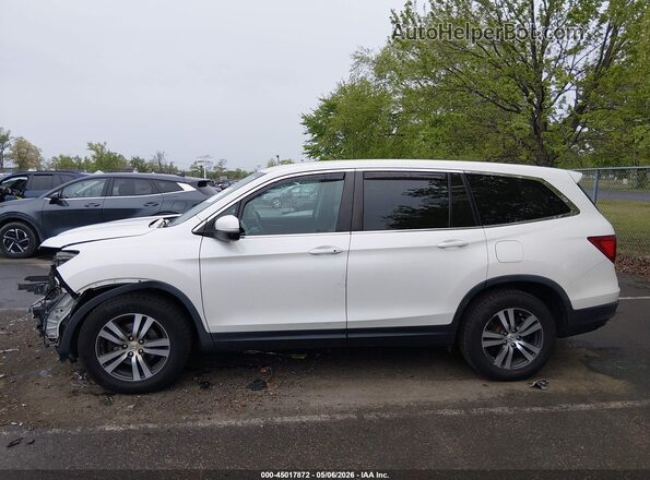 5FNYF6H71HB048223 2017 HONDA PILOT White Սալոնի 360 աստիճան տեսք