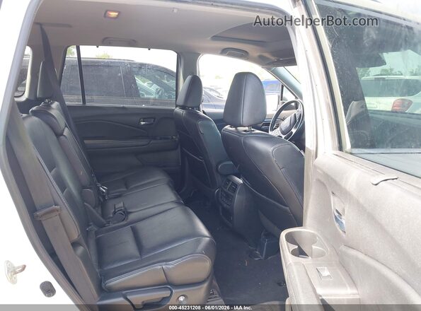 5FNYF6H79KB504539 2019 HONDA PILOT White VIN sticker view