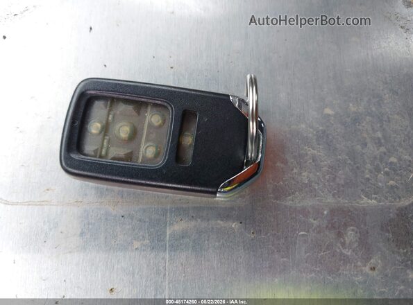 5FNYF6H82HB097794 2017 HONDA PILOT Silver Առջևի վահանակի տեսք