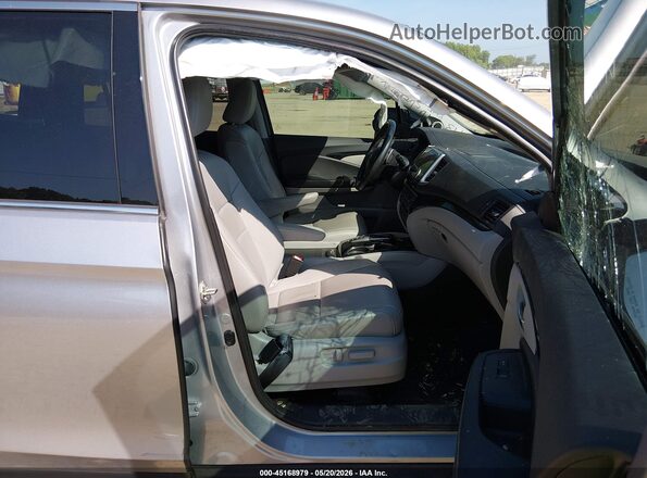 5FNYF6H90JB056773 2018 HONDA PILOT Gray Front interior view