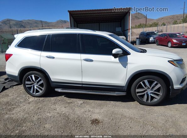 5FNYF6H91HB076430 2017 HONDA PILOT White უკანა სალონის ხედი