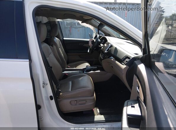 5FNYF6H97JB043793 2018 HONDA PILOT White Սալոնի դիմացի տեսք