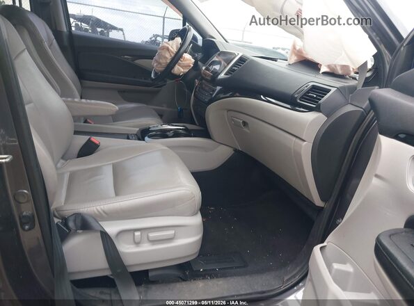 5FNYF6H97JB044524 2018 HONDA PILOT Серый 