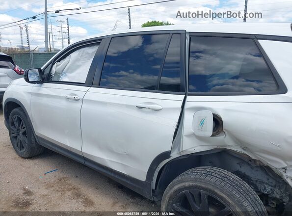 5FNYF7H27MB008524 2021 HONDA PASSPORT White Սալոնի 360 աստիճան տեսք