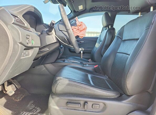 5FNYF7H90LB005136 2020 HONDA PASSPORT White წინა სალონის ხედი