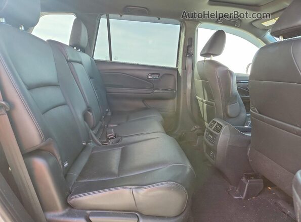 5FNYF7H90LB005136 2020 HONDA PASSPORT White უკანა სალონის ხედი