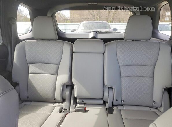 5FNYF8H07NB013776 2022 HONDA PASSPORT Silver Հետևի նստատեղերի տեսք