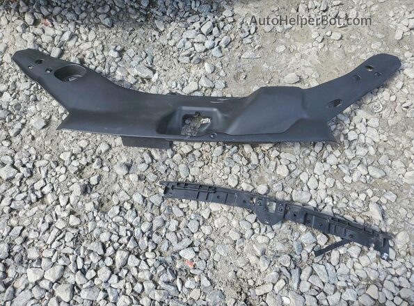 5FNYF8H07NB013776 2022 HONDA PASSPORT Silver VIN կոդի պիտակի տեսք