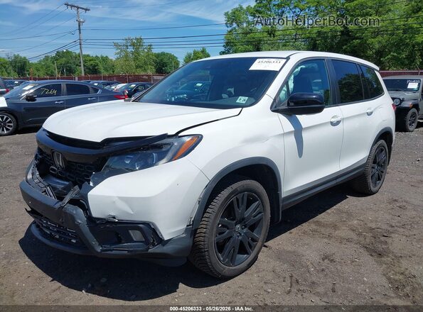 5FNYF8H2XMB034346 2021 HONDA PASSPORT White Front view