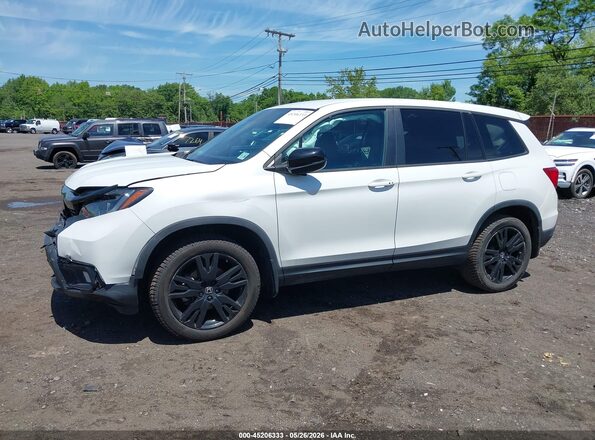 5FNYF8H2XMB034346 2021 HONDA PASSPORT White 360 interior view