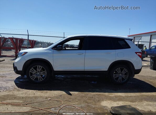 5FNYF8H55MB025354 2021 HONDA PASSPORT White 360 interior view