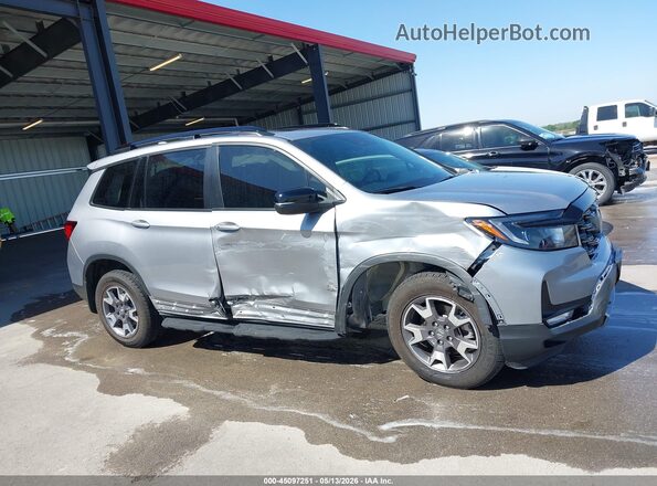 5FNYF8H60NB012540 2022 HONDA PASSPORT Silver Вид задньої частини салону