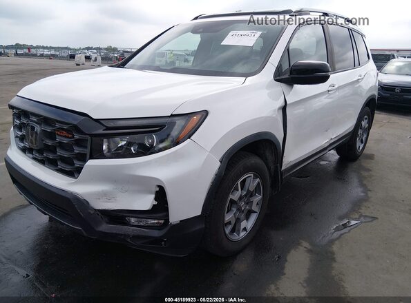 5FNYF8H60PB004344 2023 HONDA PASSPORT White Widok z przodu
