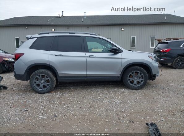 5FNYF8H64SB010267 2025 HONDA PASSPORT Blue Սալոնի հետևի տեսք
