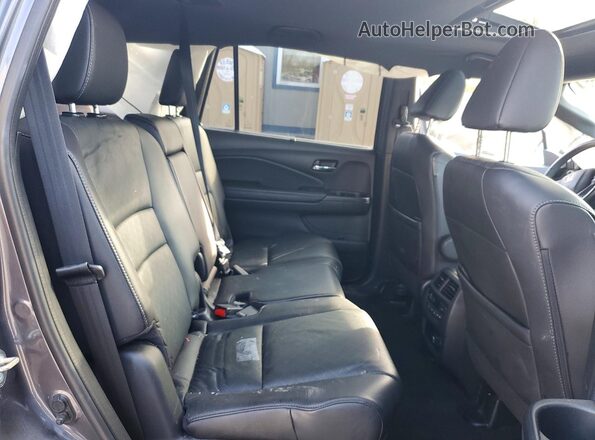 5FNYF8H98KB030841 2019 HONDA PASSPORT Gray 