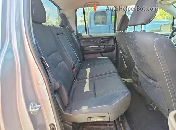 5FPYK3F10MB000223 2021 HONDA RIDGELINE Silver 