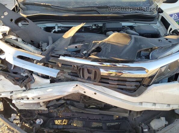 5FPYK3F55HB005765 2017 HONDA RIDGELINE White Rear interior view