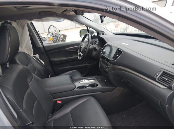5FPYK3F59RB001896 2024 HONDA RIDGELINE Light Blue Вид салону спереду