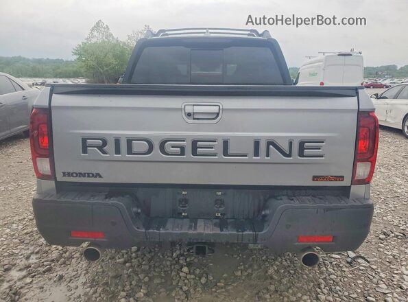 5FPYK3F65SB000582 2025 HONDA RIDGELINE Серебряный Вид сзади