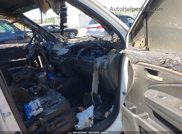 5FPYK3F6XJB016453 2018 HONDA RIDGELINE White Вид салону спереду