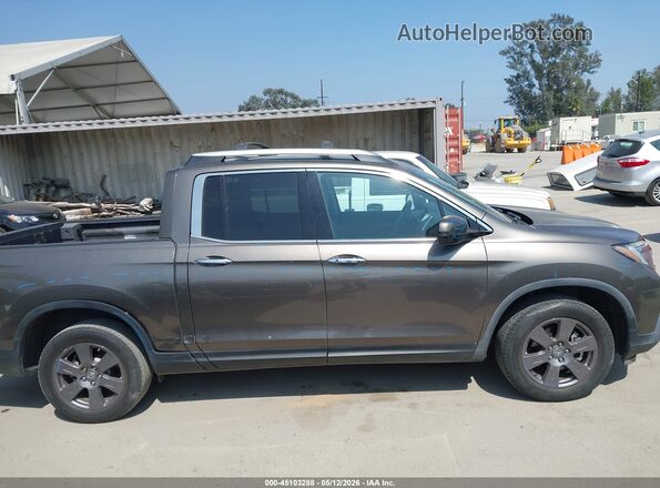 5FPYK3F70LB009166 2020 HONDA RIDGELINE Gray Rear interior view