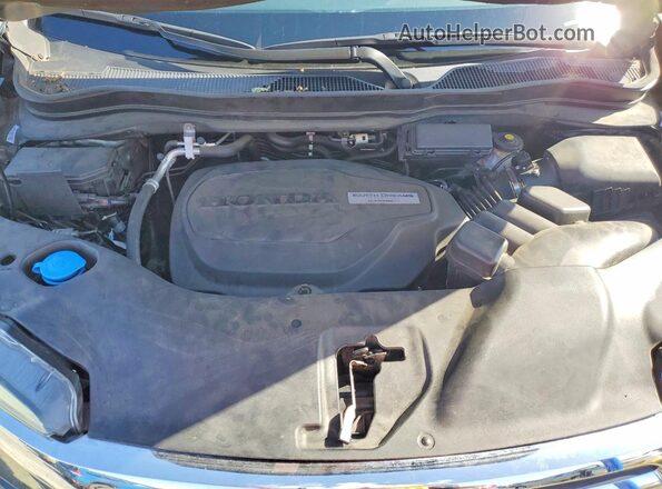 5FPYK3F72HB039714 2017 HONDA RIDGELINE Charcoal Vista interior trasera