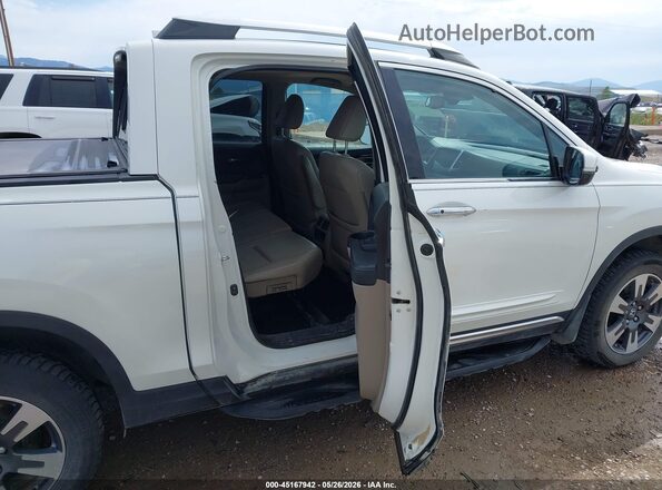 5FPYK3F78JB003595 2018 HONDA RIDGELINE White Vista de la etiqueta del VIN