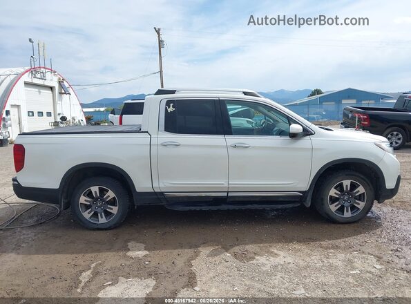 5FPYK3F78JB003595 2018 HONDA RIDGELINE White Vista interior trasera