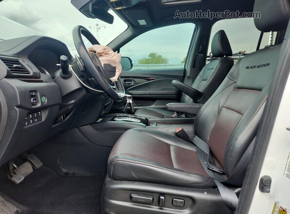5FPYK3F88MB008857 2021 HONDA RIDGELINE Белый Вид салона спереди