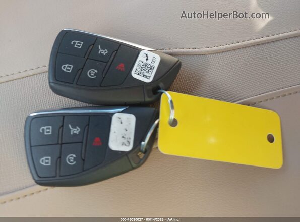 5GAERARS8SJ106734 2025 BUICK ENCLAVE Серебряный Вид панели приборов