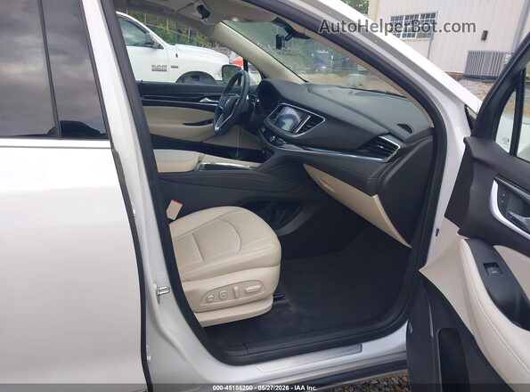 5GAERCKWXRJ139723 2024 BUICK ENCLAVE White წინა სალონის ხედი