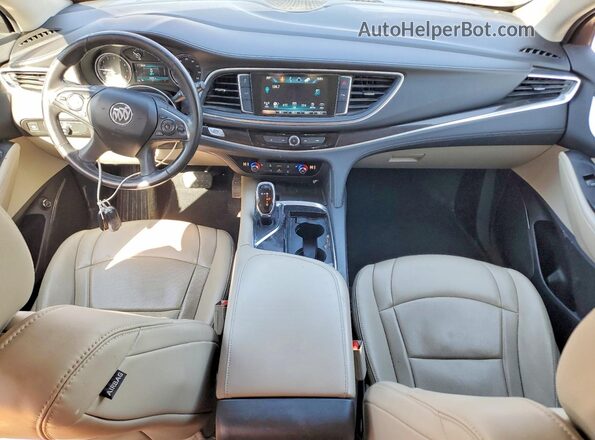5GAEVAKW2KJ297589 2019 BUICK ENCLAVE Red Widok deski rozdzielczej
