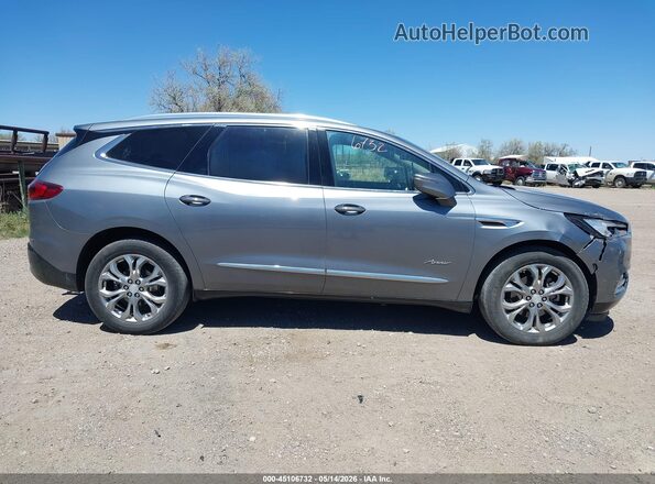 5GAEVCKW8JJ163888 2018 BUICK ENCLAVE Gray Widok wnętrza 360 stopni
