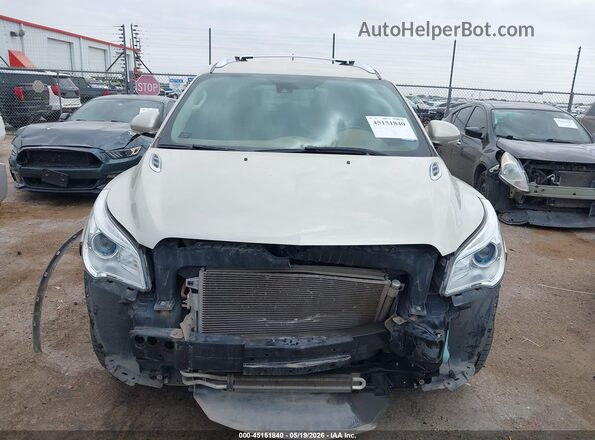 5GAKRCKD7HJ247846 2017 BUICK ENCLAVE Beige Rear interior view
