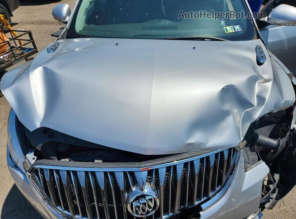 5GAKVBKD0GJ154123 2016 BUICK ENCLAVE Серебряный Вид задней части салона