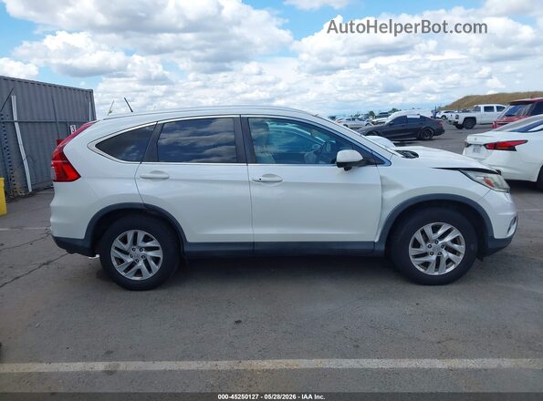 5J6RM3H7XGL007068 2016 HONDA CR-V White Rear interior view