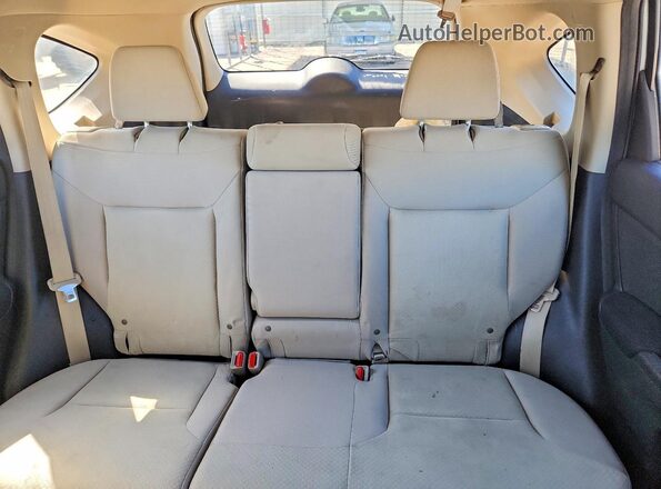 5J6RM4H31GL018186 2016 HONDA CR-V White Vista de los asientos traseros