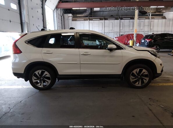 5J6RM4H99GL113213 2016 HONDA CR-V White Rear interior view