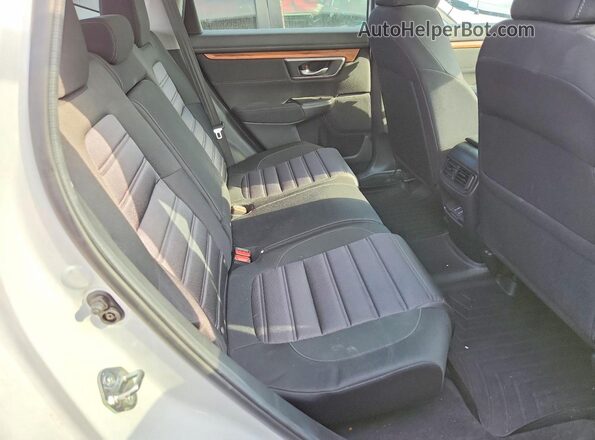 5J6RW2H58LL001895 2020 HONDA CR-V White Rear interior view