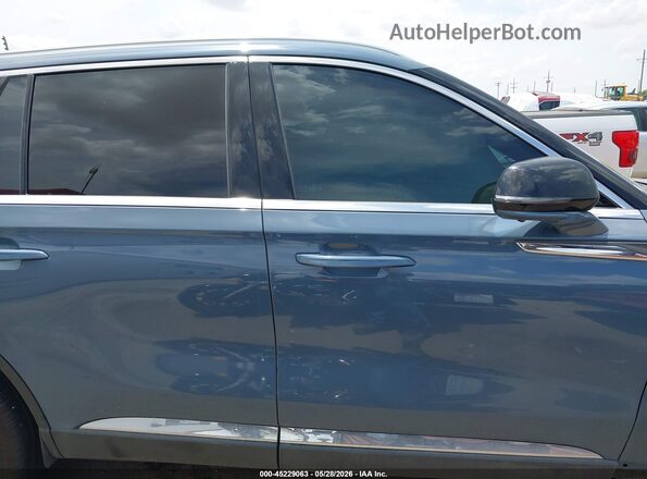 5LM5J7WC0SGL14571 2025 LINCOLN AVIATOR Blue Vista interior trasera