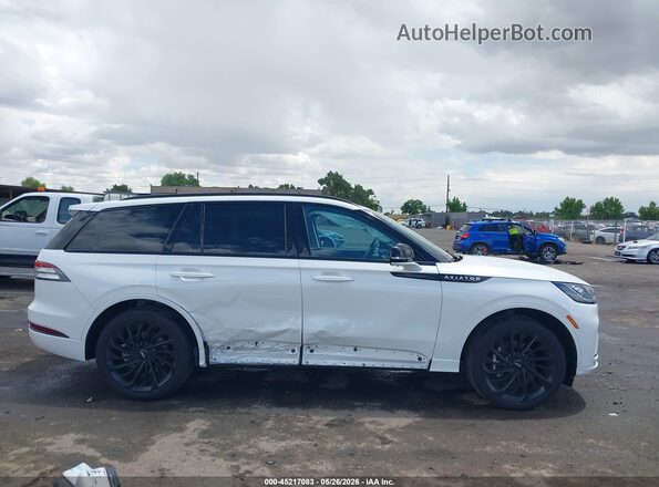 5LM5J7XC0SGL19512 2025 LINCOLN AVIATOR White Rear interior view