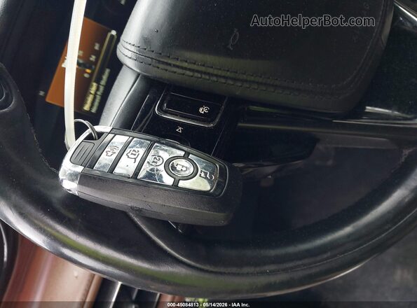5LM5J7XC1NGL02593 2022 LINCOLN AVIATOR Cream Dashboard view