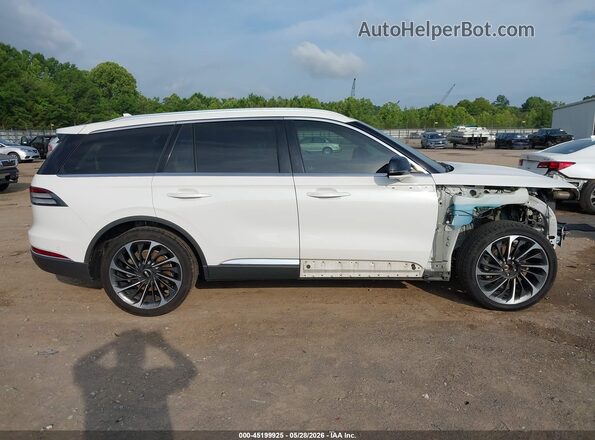 5LM5J7XC2NGL06202 2022 LINCOLN AVIATOR White Սալոնի 360 աստիճան տեսք