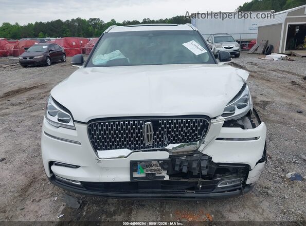 5LM5J7XC6LGL32461 2020 LINCOLN AVIATOR White Սարքավորումների վահանակի տեսք