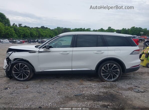 5LM5J7XC6LGL32461 2020 LINCOLN AVIATOR White Սալոնի 360 աստիճան տեսք