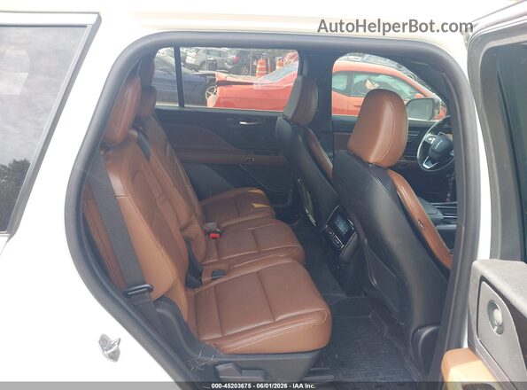 5LM5J7XC7NGL02677 2022 LINCOLN AVIATOR White Вид наклейки з VIN-кодом