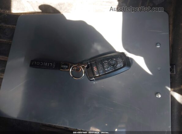 5LM5J7XC8LGL26788 2020 LINCOLN AVIATOR Gray Widok deski rozdzielczej