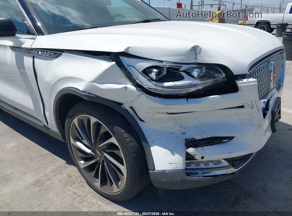 5LM5J7XC8MGL11984 2021 LINCOLN AVIATOR White Դիմացի տեսք